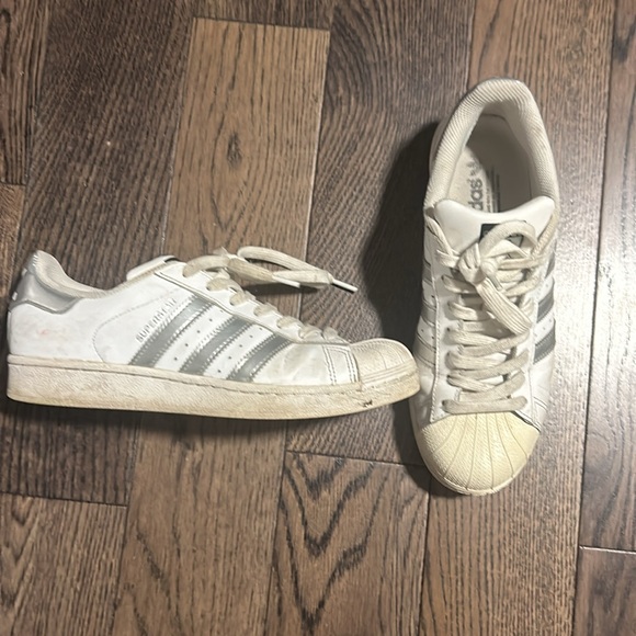 Adidas Superstar Sneakers - Picture 3 of 7